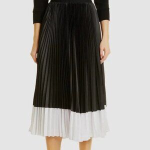 Alice + Olivia Pleated Midi Skirt – Black with White Contrast Hem